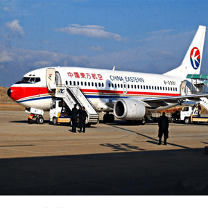 胶东空运航空快运业稳步发展的原因是什么？